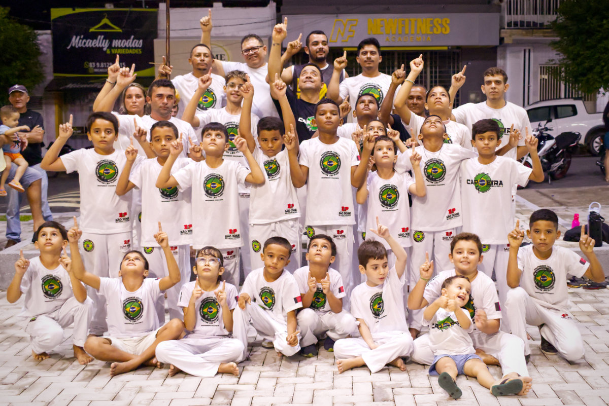 Grupo de Capoeira Berimbau Raiz promove evento alusivo ao Fevereiro Laranja e Roxo com apoio da Prefeitura de São José da Lagoa Tapada