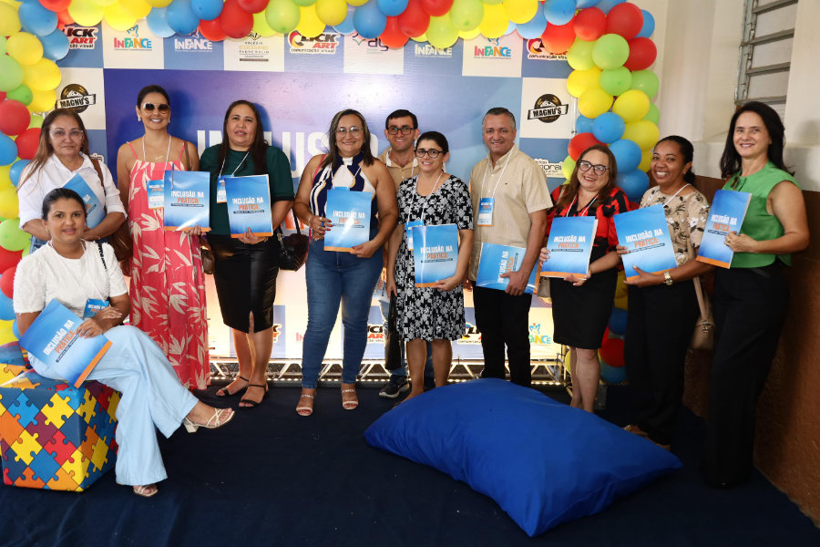 Profissionais de educação de São José da Lagoa Tapada participam de curso sobre inclusão