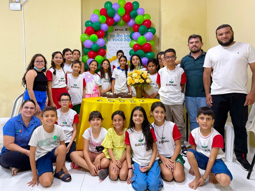 Jovens Músicos da Orquestra de Flautas do SCFV Comemoram Retomada das Atividades