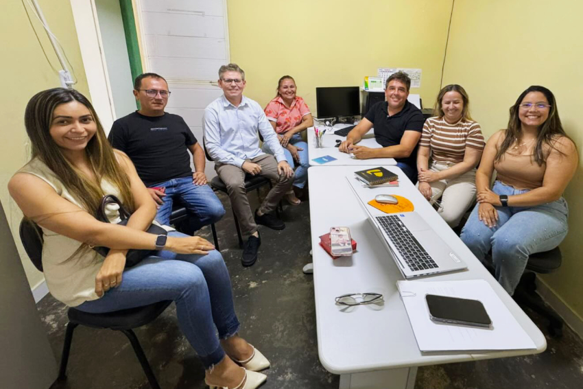 Prefeitura de São José da Lagoa Tapada realiza reunião estratégica de alinhamento e planejamento para fortalecer a educação municipal