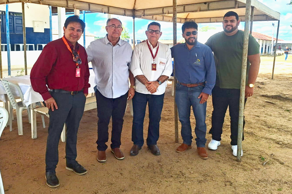 Secretário de Agricultura de São José da Lagoa Tapada participa de evento estadual sobre associativismo e inovação no campo